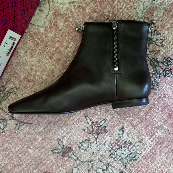 NWT, Tory Burch, 10mm Vacheta Nichole leather zipper bootie size 7.5 - Picture 3 of 15